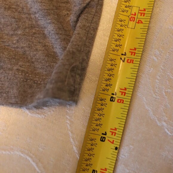 Catherines Grey Tee Christmas Dog Graphic Plus Size 3X (26/28W) Casual Holiday - Picture 10 of 14